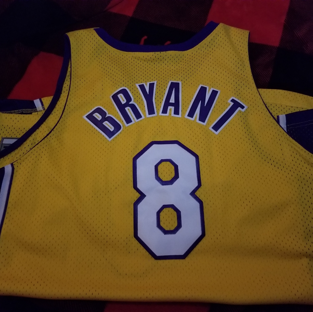 8 Kobe Bryant Jersey